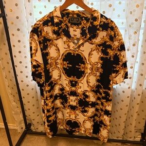 Men's Black and Gold Patterned Shirt. Casa Moda couture Sz L.